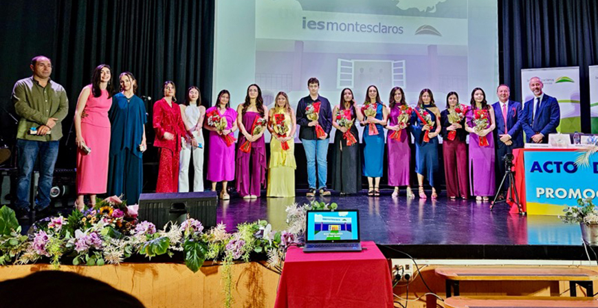 Silva felicita a los alumnos del IES Montesclaros por cerrar con xito su etapa educativa en un centro 