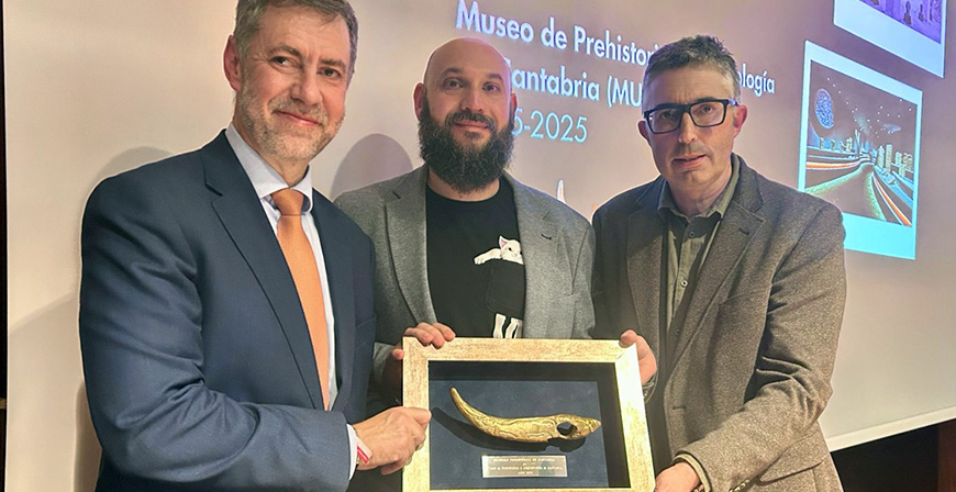 La Sociedad de Prehistoria de Cantabria premia al MUPAC por el centenario de su fundaci�n