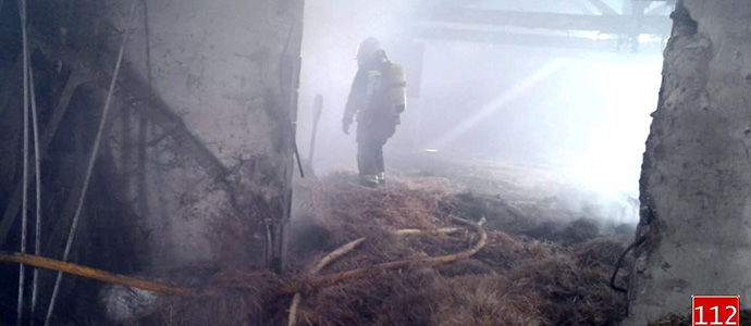 Sofocado un incendio en una estabulacin de la Hoz de Abiada