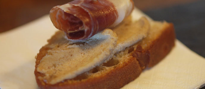 Los suculentos pinchos de La Cuchara del Camesa