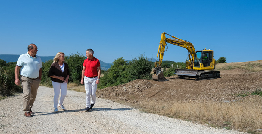 Susinos destaca el avance de la primera fase de la concentraci�n parcelaria de Enmedio, con una inversi�n cercana al mill�n de euros