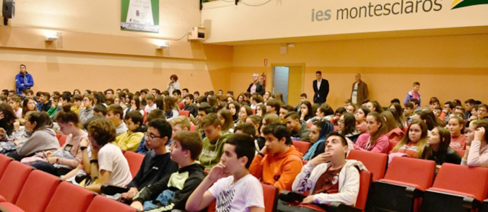 'La Tierra Paralela' llega al IES Montesclaros