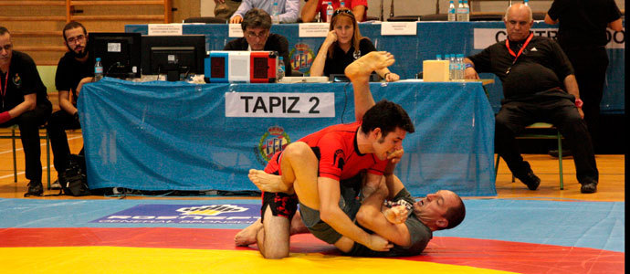 Toms Ramos, medalla de oro de la Copa de Espaa de lucha grappling
