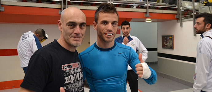 Toms Ramos, oro en el Campeonato de Espaa de artes marciales mixtas