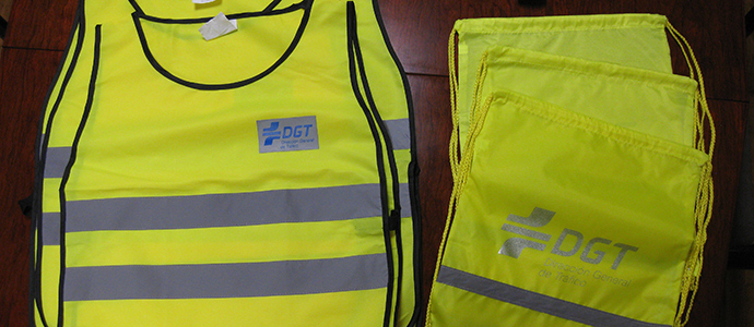 Trfico repartir 840 elementos reflectantes entre peatones y ciclistas palentinos