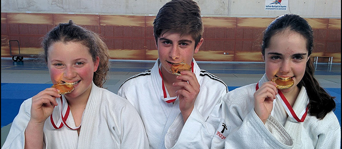 Tres campeones infantiles