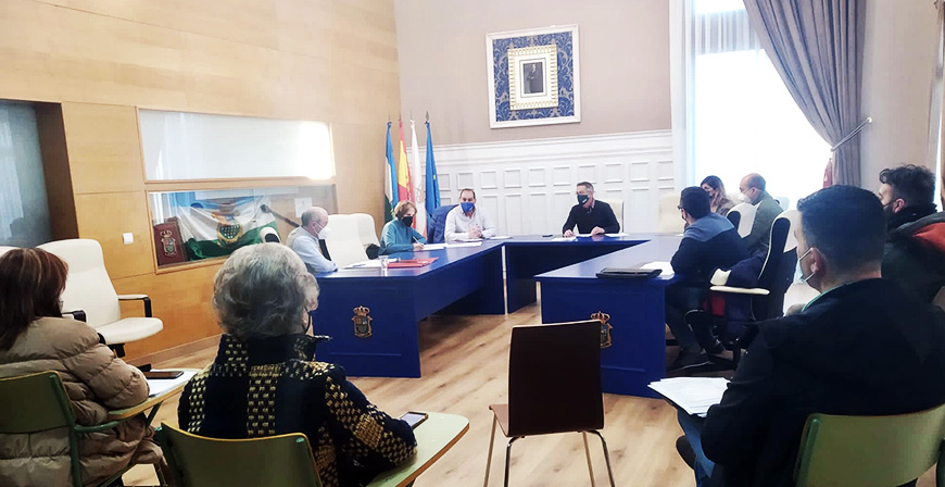 Enmedio presenta por unanimidad una moción conjunta para pedir a Sanidad “soluciones urgentes” contra los problemas médicos de la comarca