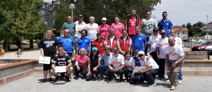 La tripleta de El Astillero se lleva el IV Torneo de Petanca