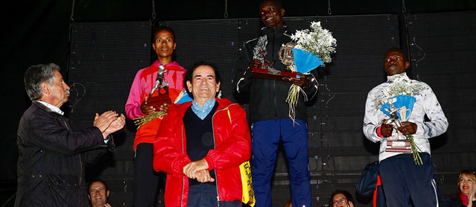 El ugands Stephen Kissa triunfa en los '10 km Villa de Laredo' y establece la mejor marca mundial del ao