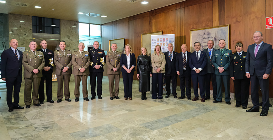 Urrutia agradece la solidaridad de Cantabria con Valencia en un homenaje a los voluntarios que participaron tras la DANA