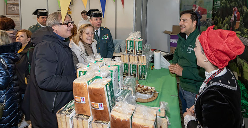 Urrutia destaca el papel clave de la Ley de Lucha contra el Despoblamiento y de los peque�os productores para asegurar el futuro del medio rural