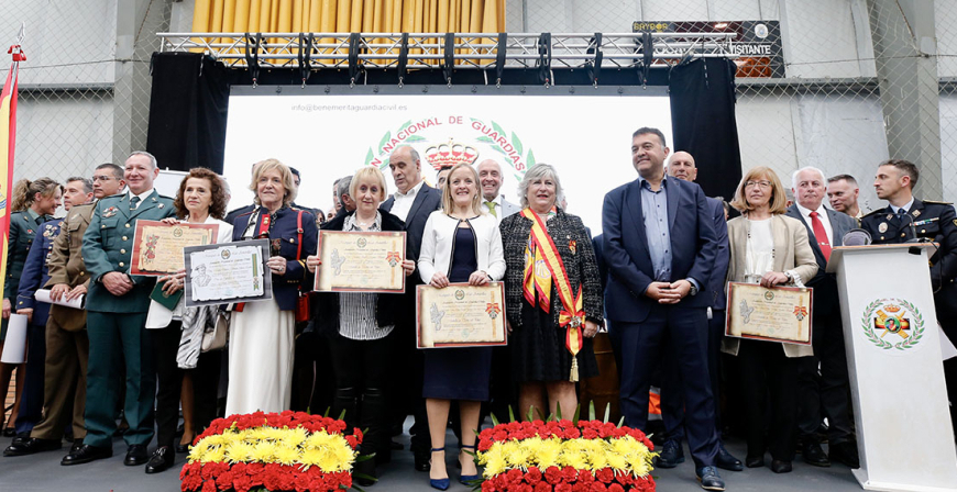 Urrutia, nombrada 'Dama del Pilar' en el Homenaje a las Vctimas de las Fuerzas Armadas, Cuerpos de Seguridad del Estado y Seguridad Privada
