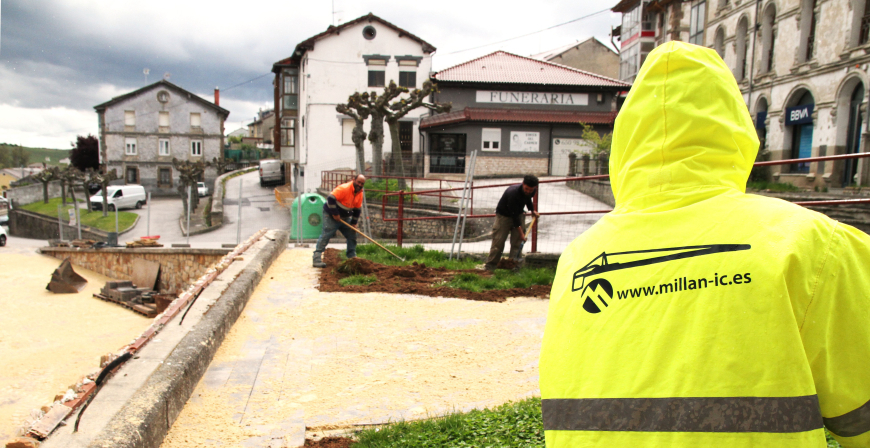Valdeolea acomete la reforma integral de la plaza de Mataporquera