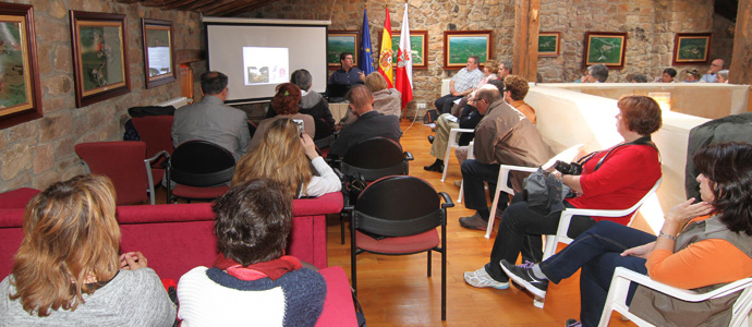 Valdeprado del Ro acogi el II Encuentro Filatlico Interfederaciones 