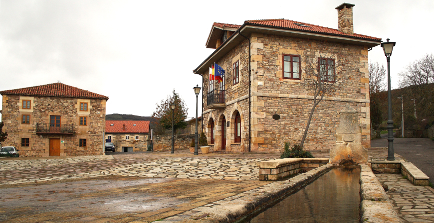 Valdeprado del R�o rememora tres actuaciones clave que transformaron el municipio hace 25 a�os