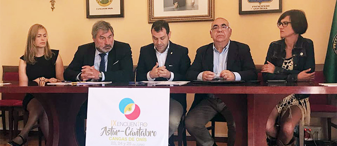 Valderredible cede el testigo del Encuentro Astur-Cntabro a Cangas de Ons