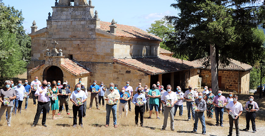Valderredible conmemora su da grande del verano con el lanzamiento de la revista anual 