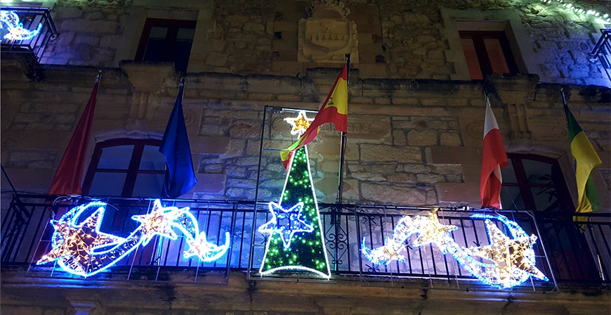 Valderredible ilumina la Navidad