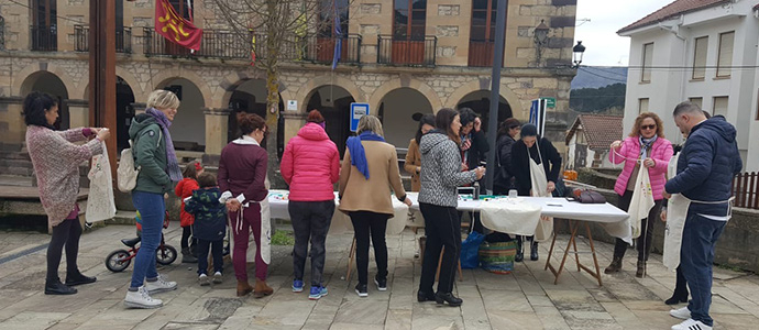 Valderredible se sum al Da Internacional de la Mujer
