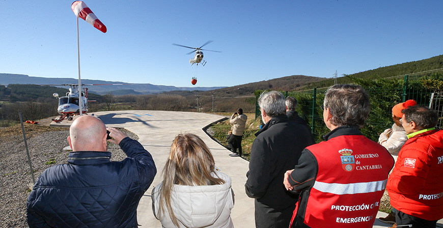 Valderredible ya cuenta con una nueva helisuperficie que permitir llegar en helicptero a Santander en 25 minutos ante una urgencia