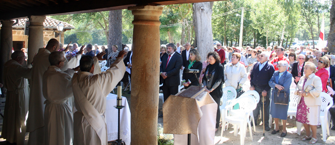 Los vallucos homenajearon a La Virgen de La Velilla