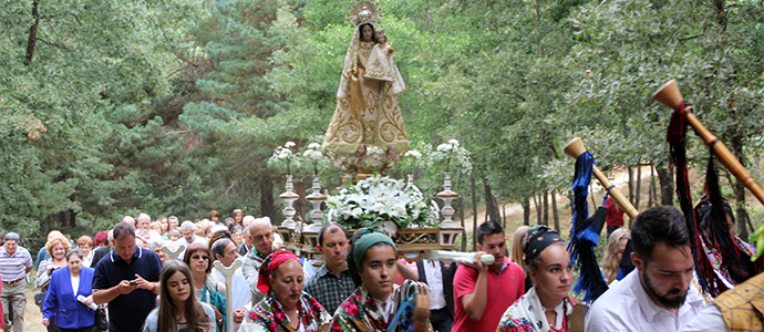 Los vallucos honraron a su patrona