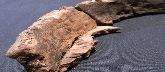 Las vasijas de madera de la cueva del Pendo inician el ciclo de La pieza del mes en el MUPAC