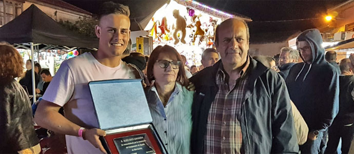 Los vecinos de Bolmir homenajean a Alex Saiz