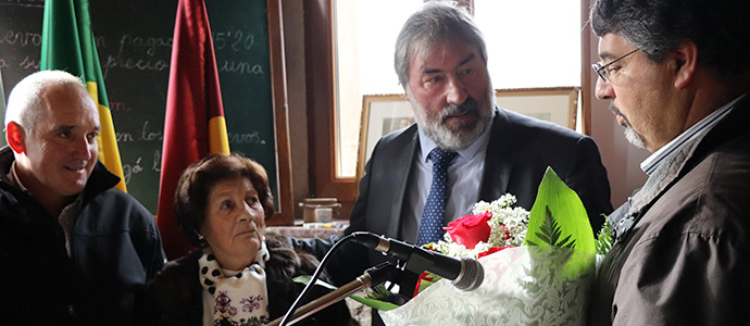 Los vecinos de Castrillo de Valdelomar vuelven a la escuela