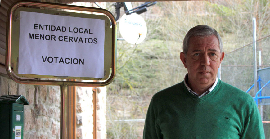 Los vecinos de Cervatos eligen hoy a su nuevo alcalde ped�neo tras la dimisi�n de Valent�n Rivero