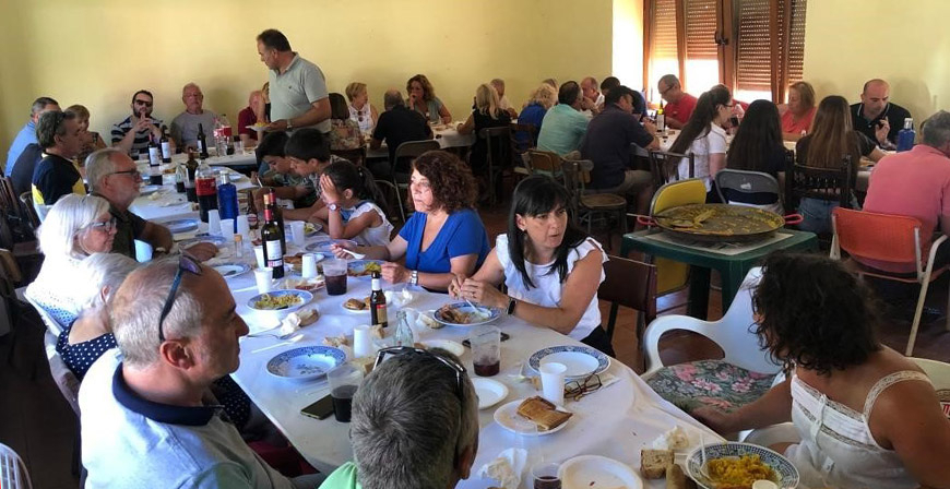 Los vecinos de Fombellida disfrutaron de una comida de hermandad