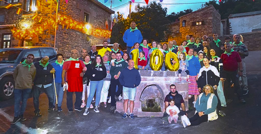 Los vecinos de Proao festejaron el centenario de La Hontana