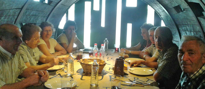 Los vecinos de Campoo de Suso visitaron Langreo y Gijn