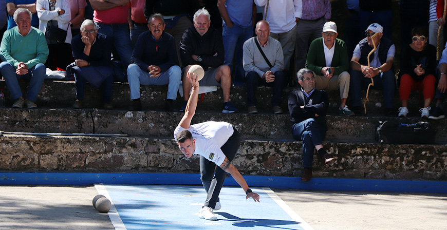 Vctor Gonzlez se impone en el Concurso de Bolos San Mateo 
