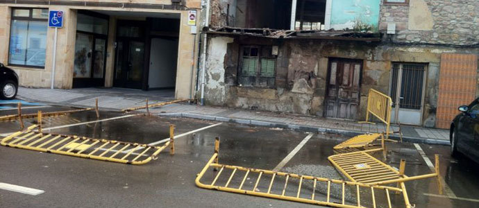 El viento causa varios destrozos en Campoo
