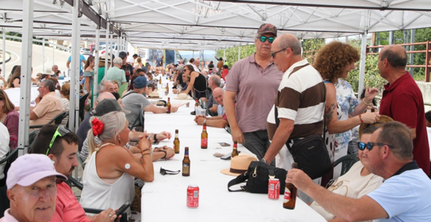 Viernes de fiesta en Las Rozas de Valdearroyo 