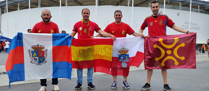 Volcados con la Roja
