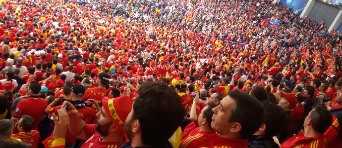 Volcados con la Roja
