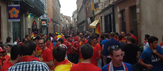 Volcados con la Roja