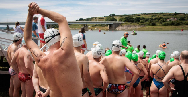 La XXIII Travesa a Nado Pantano del Ebro se dispur este domingo en La Poblacin