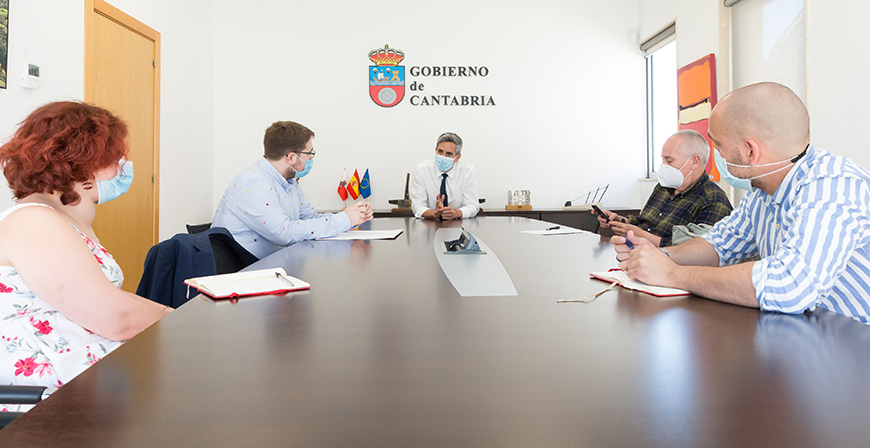 Zuloaga propone alcanzar en esta legislatura los precios pblicos universitarios 