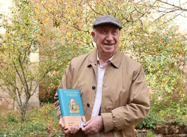 Aguilar arropa a Peridis en la presentacin de su ltima novela