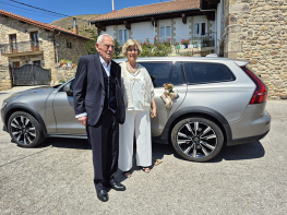 Agustn Barrio y Maribel Gmez celebran sus bodas de diamante