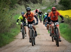 ngel de Julin y Mara Fernndez conquistan la IV Ruta BTT Puerta a la Montaa