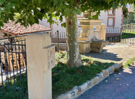 El Ayuntamiento de Campoo de Enmedio remodela la plaza de Ca�eda
