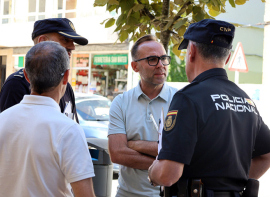 El Ayuntamiento de Reinosa y la Polic�a Nacional 