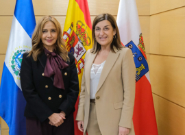 Buruaga recibe a la embajadora de El Salvador en Espa�a