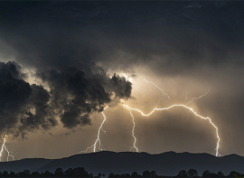 Campoo, en aviso naranja y amarillo por tormentas y lluvia