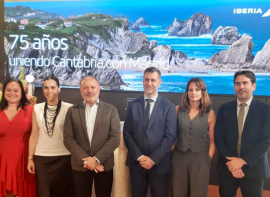 Cantabria e Iberia celebran los 75 aos del primer vuelo Santander-Madrid con un taller de sobado artesanal de anchoas