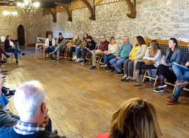 El Castillo de Argüeso acogió la segunda reunión de la 'Mesa para la prevención de la soledad no deseada en Campoo-Los Valles'